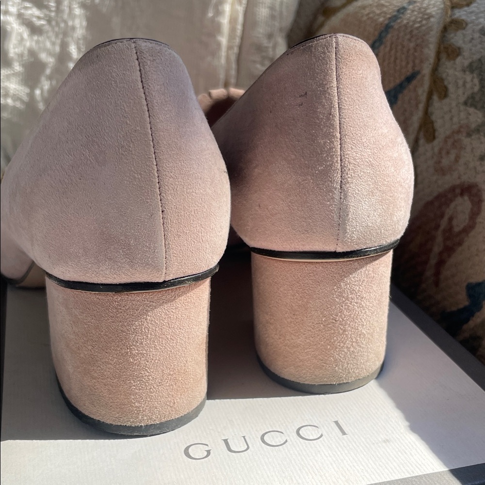 Gucci Mauve Fringe Loafers with Gold Accent/GG Marmont blush suede - Picture 4 of 8
